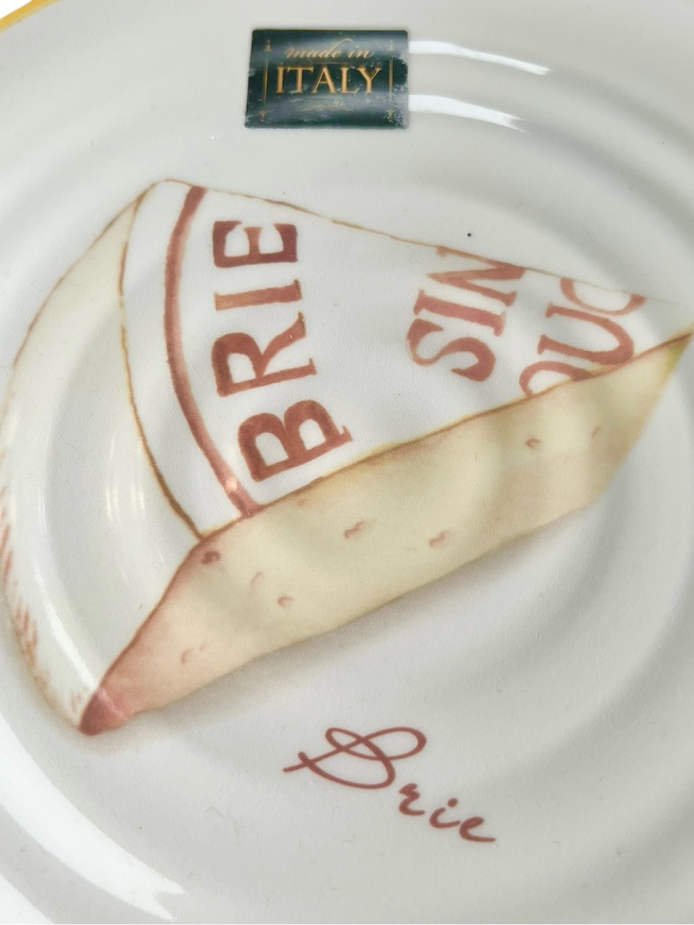 Brie Serving Plate - Picture 3 of 5